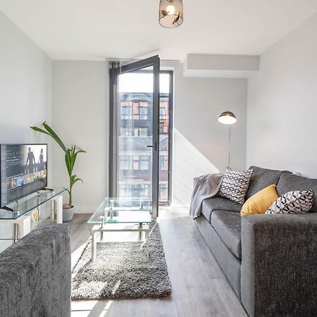 New Build - 2 Bed Snug Modern Apartment - Juliet Balcony - Roof Top Terrace - Digbeth, Birmingham City Centre - Free Netflix & Smart Tv Eksteriør billede