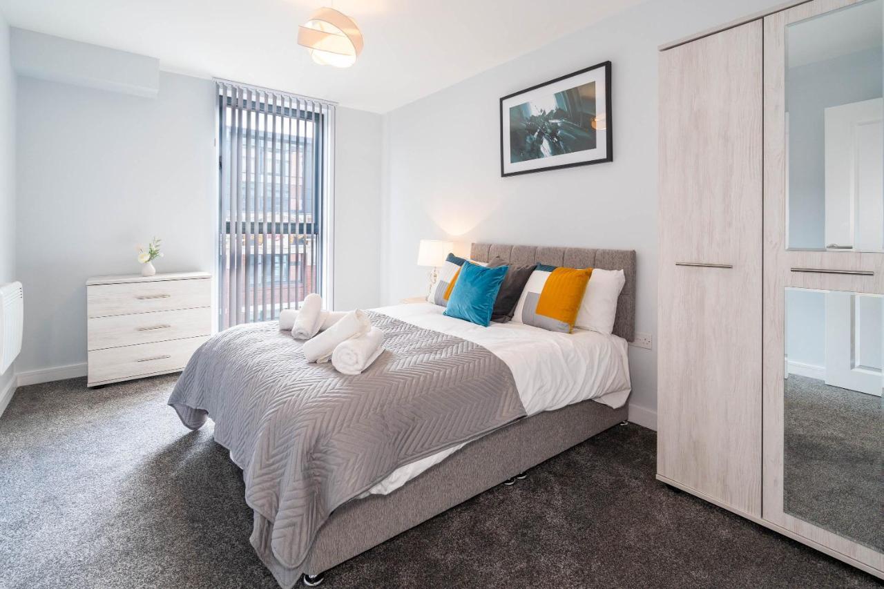 New Build - 2 Bed Snug Modern Apartment - Juliet Balcony - Roof Top Terrace - Digbeth, Birmingham City Centre - Free Netflix & Smart Tv Eksteriør billede