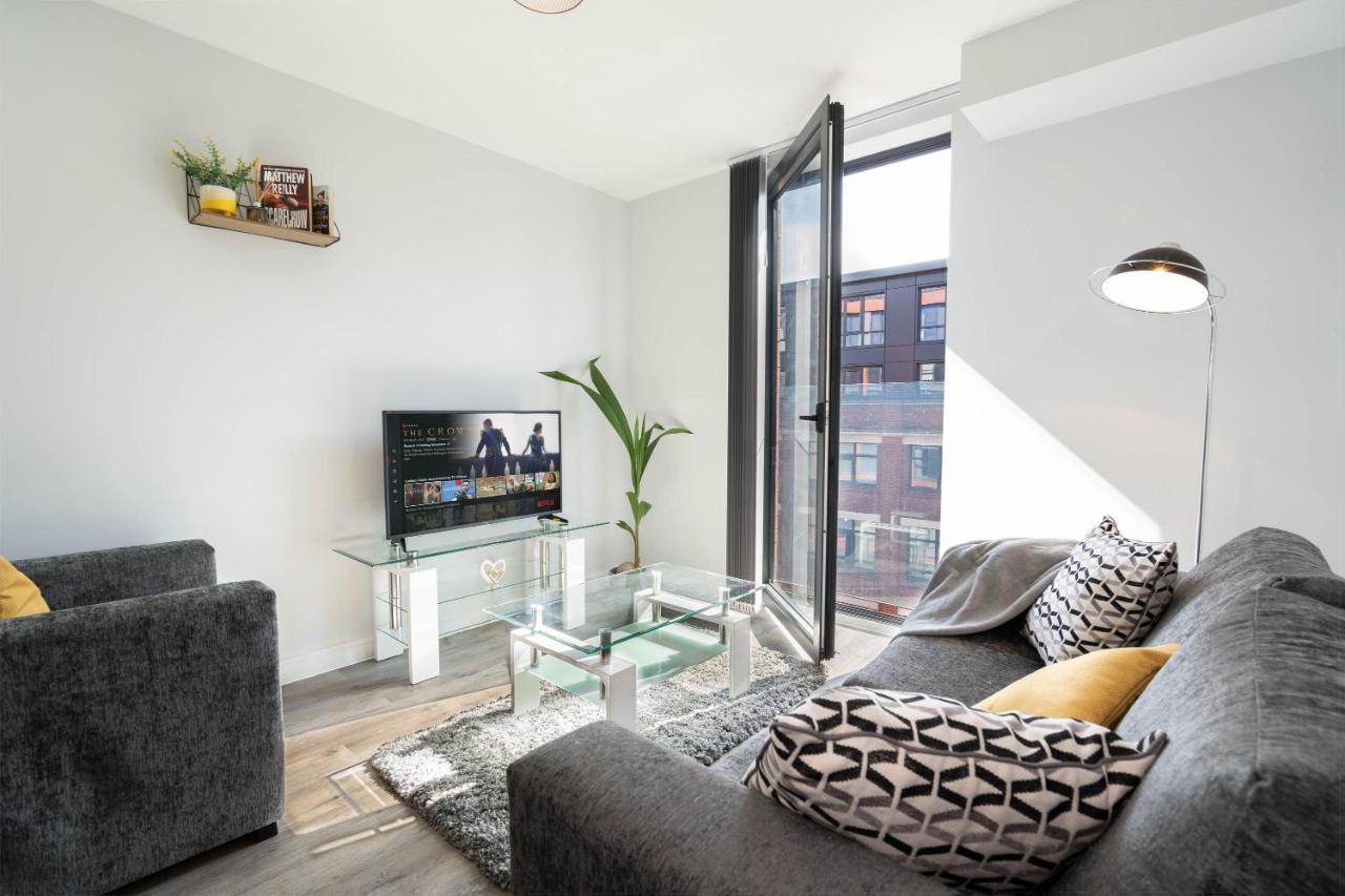 New Build - 2 Bed Snug Modern Apartment - Juliet Balcony - Roof Top Terrace - Digbeth, Birmingham City Centre - Free Netflix & Smart Tv Eksteriør billede