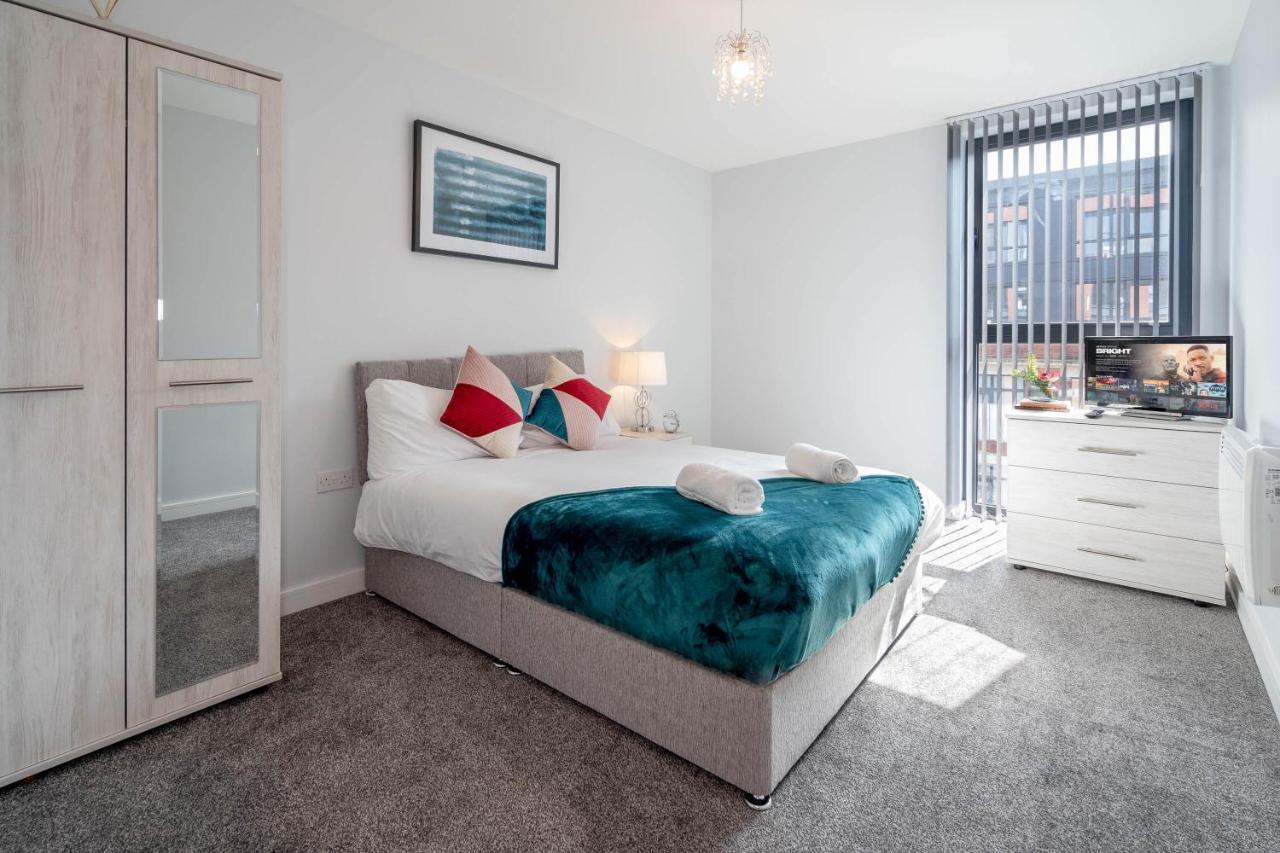 New Build - 2 Bed Snug Modern Apartment - Juliet Balcony - Roof Top Terrace - Digbeth, Birmingham City Centre - Free Netflix & Smart Tv Eksteriør billede