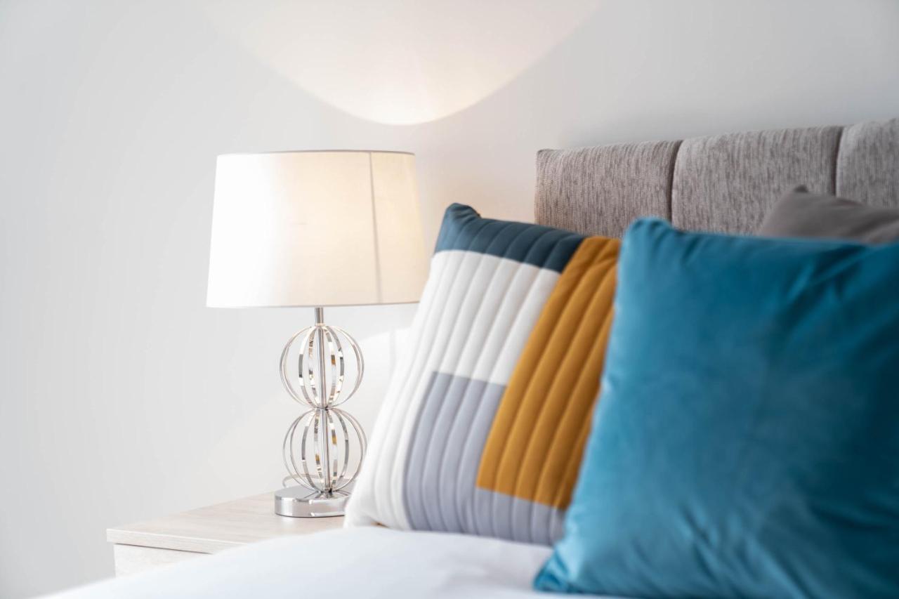 New Build - 2 Bed Snug Modern Apartment - Juliet Balcony - Roof Top Terrace - Digbeth, Birmingham City Centre - Free Netflix & Smart Tv Eksteriør billede