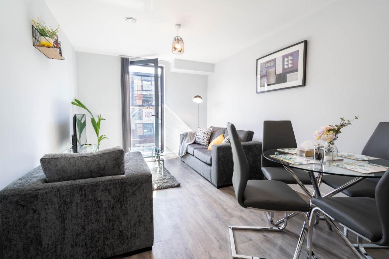 New Build - 2 Bed Snug Modern Apartment - Juliet Balcony - Roof Top Terrace - Digbeth, Birmingham City Centre - Free Netflix & Smart Tv Eksteriør billede