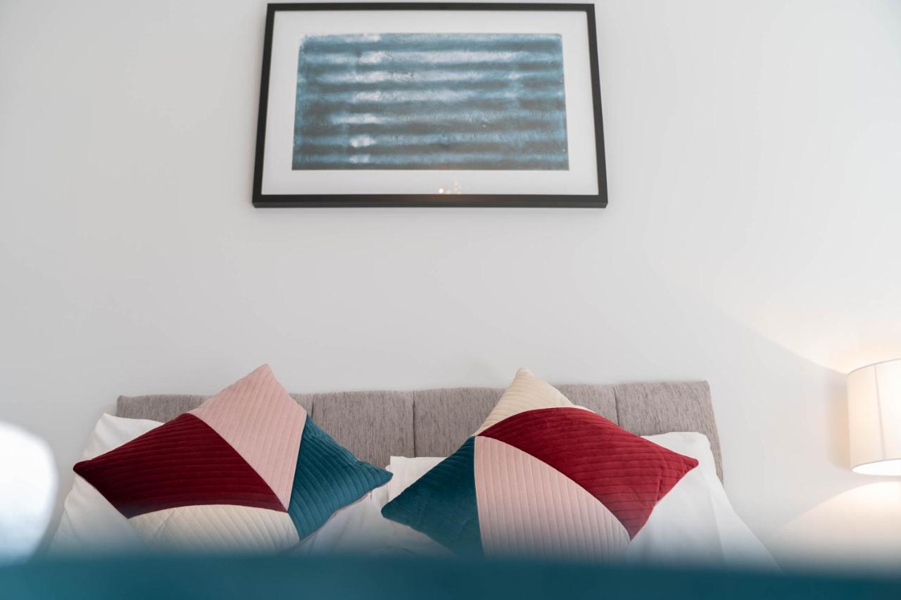 New Build - 2 Bed Snug Modern Apartment - Juliet Balcony - Roof Top Terrace - Digbeth, Birmingham City Centre - Free Netflix & Smart Tv Eksteriør billede